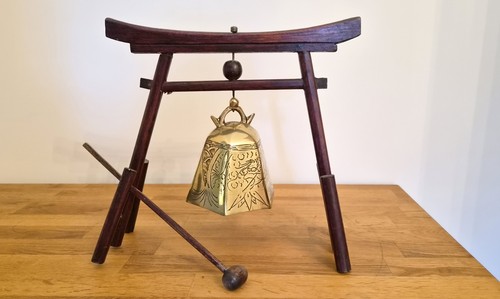Hanging brass dinner bell - brass,