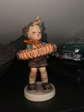 Vintage GOEBEL HUMMEL 785