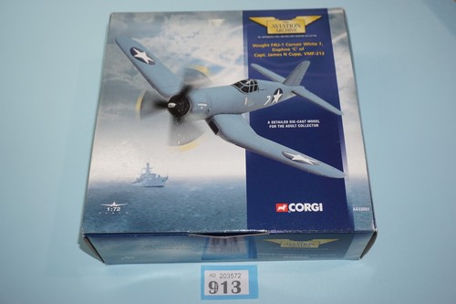 Corgi aa33001 vought f4u - corgi,