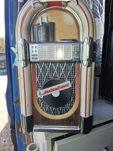 Jukebox collectable tin good - jukebox,