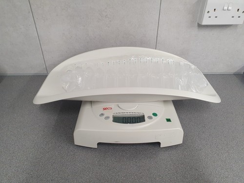 Seca baby infant scales - /,