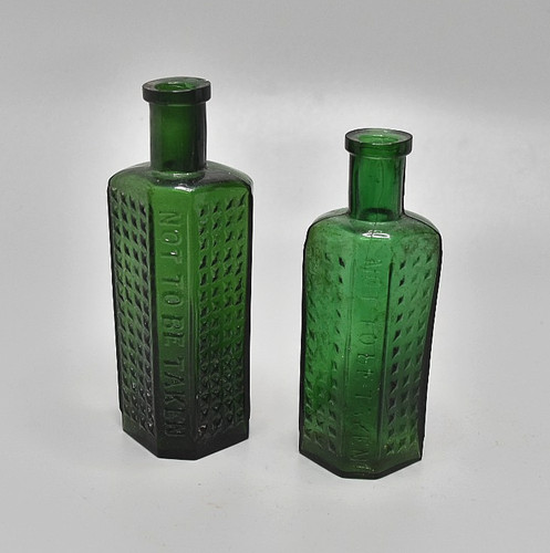 Two green flatback poison - two,