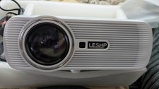 leshp Projector multimedia