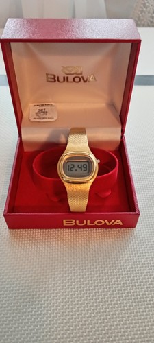 Vintage 1978 bulova digital - vintage,