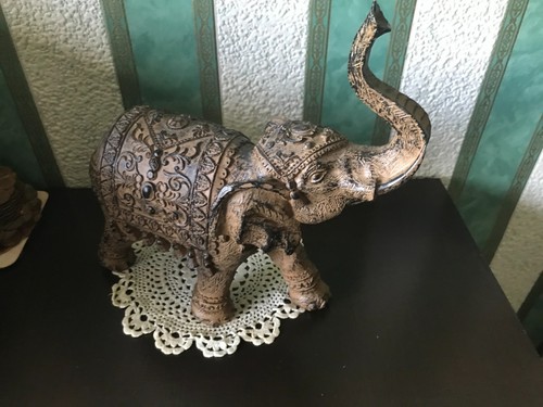 Large elephant black brown - elephant,, black/brown