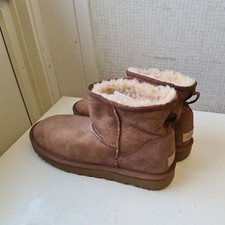 UGG Women's Classic Mini Boots