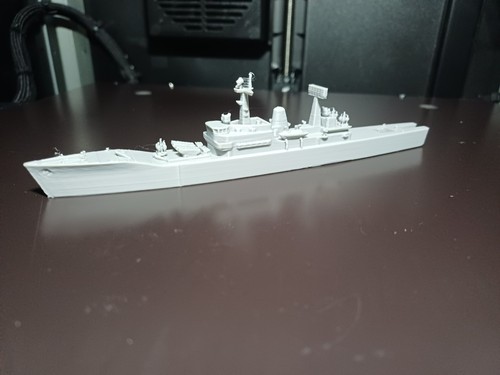 700 leander class frigate - leander,