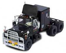 Mack R-Series - 1966 - Black - IXO 1:43
