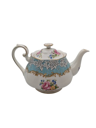 Vintage royal albert floral - royal,
