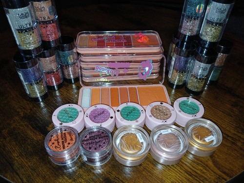 Eyeshadows joblot - x,