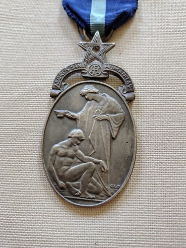 Vintage masonic hospital medal - masonic,