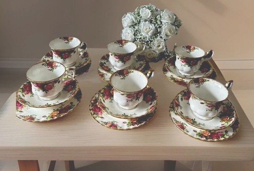 Six royal albert - six,