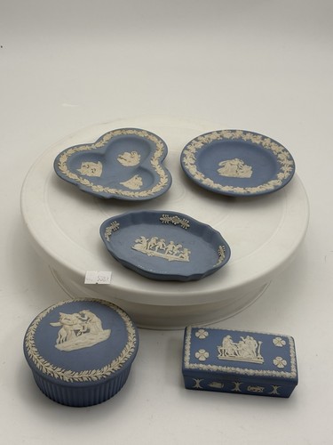 Pieces blue and - 5, of
