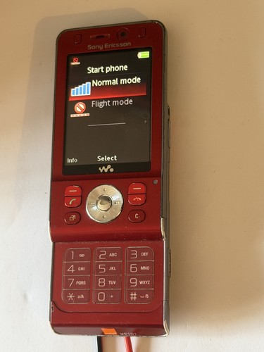 Retro 2000s sony ericsson - retro,