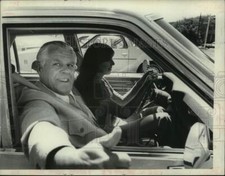 1977 Press Photo Driving