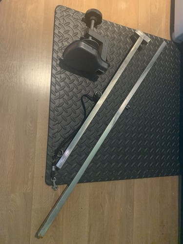 Adjustable pet grooming - adjustable, table