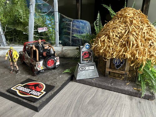 Jurassic park outhouse - park, +
