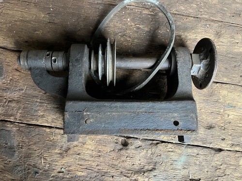 Vintage metal working lathe - metal,