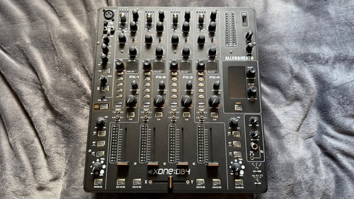 Allen heath xone db4 digital - allen,