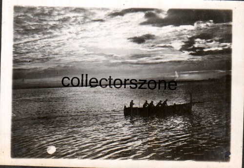 Ww2 navy tender - ww2, under