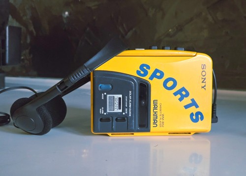 Sony walkman b52 radio - wm-b52,