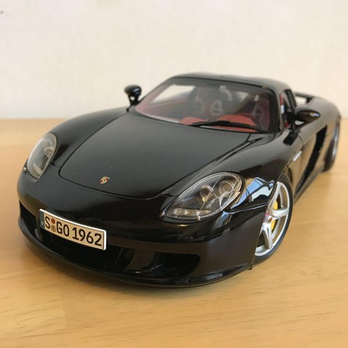 Autoart porsche carrera - porsche,