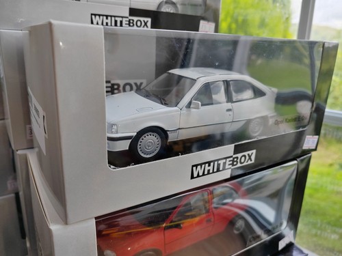 Boxed model whitebox - boxed,