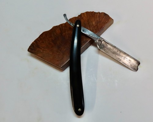 Wade butcher antique razor - wade,