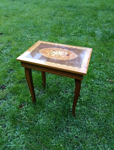 Music table box italian - table,