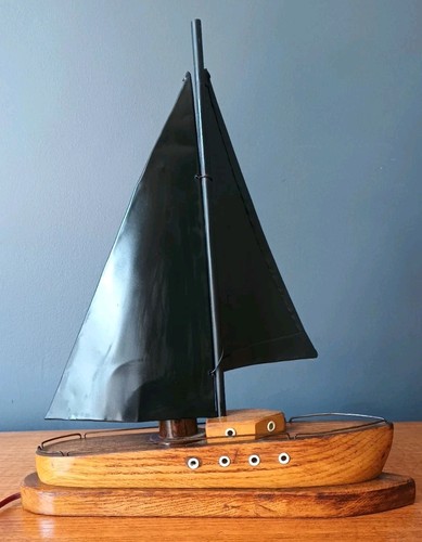 Vintage art deco - art, oak