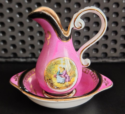 Pretty and unique vintage - unique,