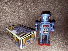 Masudaya Antique Robot R-35