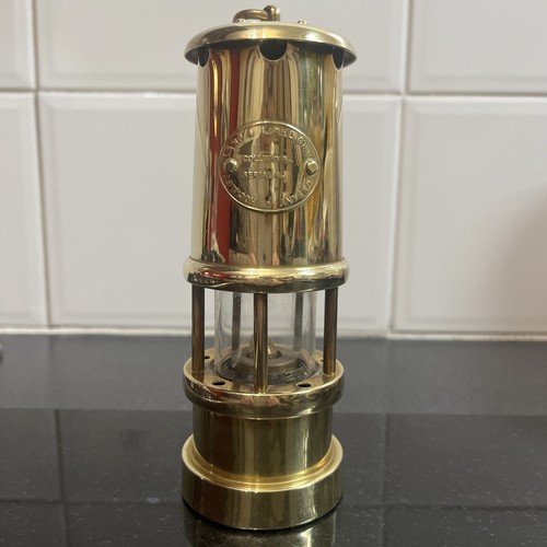 Lamp and limelight - lamp, co