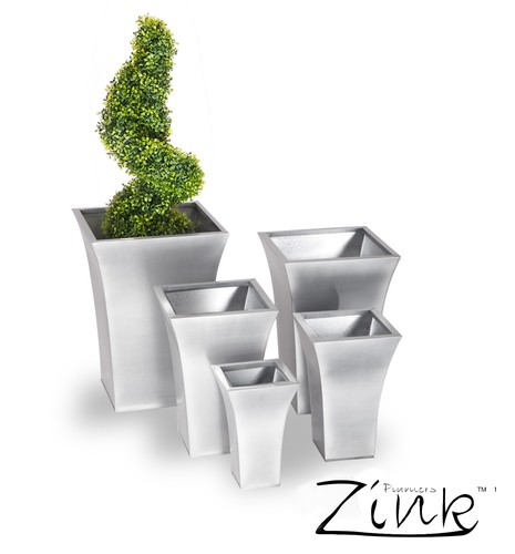 Zinc metal silver - zinc,