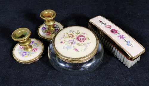 Vintage floral embroidered - vintage,