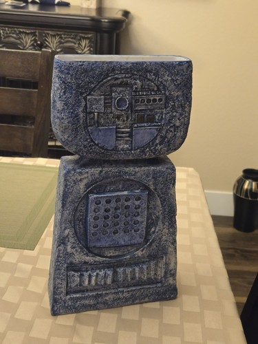 Large troika double base - "double, base"