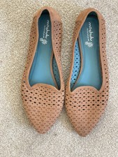 Moshulu Ladies Size 8 Tan Suede Flat slip on shoes with cut pattern 