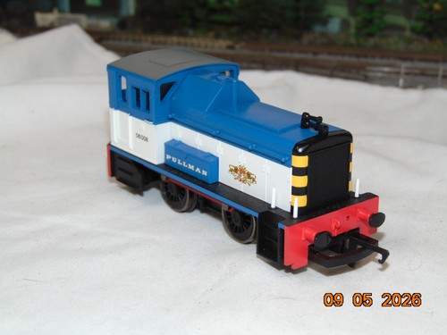 Hornby class 008 shunter - hornby, 06