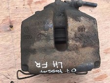 VW PASSAT 2007 2.0 TDI FRONT L/H BRAKE CALIPER 