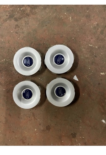 Ford focus centre caps - ford, from