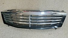 SSANGYONG REXTON FRONT GRILL