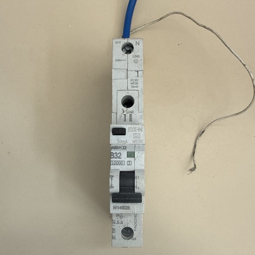 Mem eaton rcbo c32 32amp - eaton, 30ma