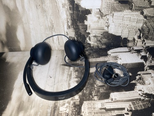 Logitech zone wired - wired, on