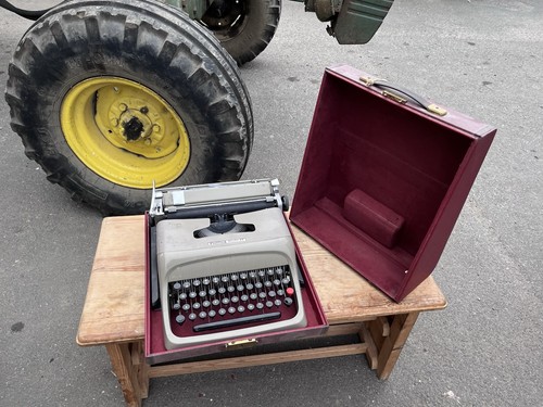Olivetti studio typewriter - studio,