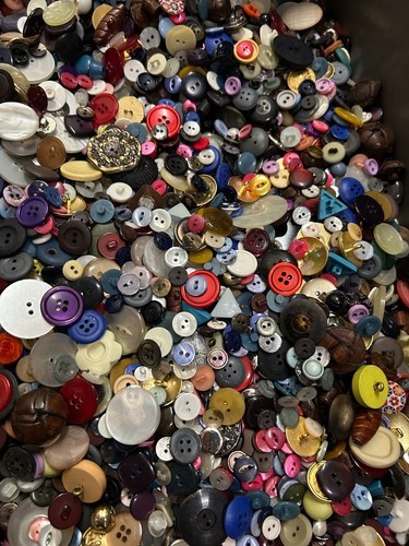Vintage buttons job - job, lot