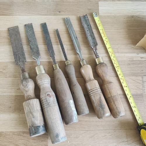 Mixed vintage wood chisels - wood,