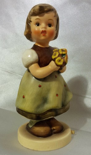 Hummel goebel figurine - hummel,