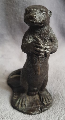 Heredities bronzed otter - heredities,