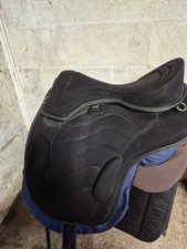 Norton Treeless Saddle 17"