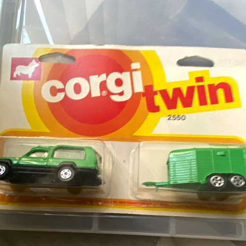 Corgi twin range rover - corgi,